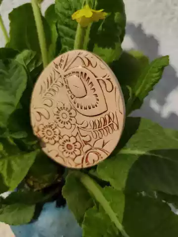 jajko ceramiczne na druciku