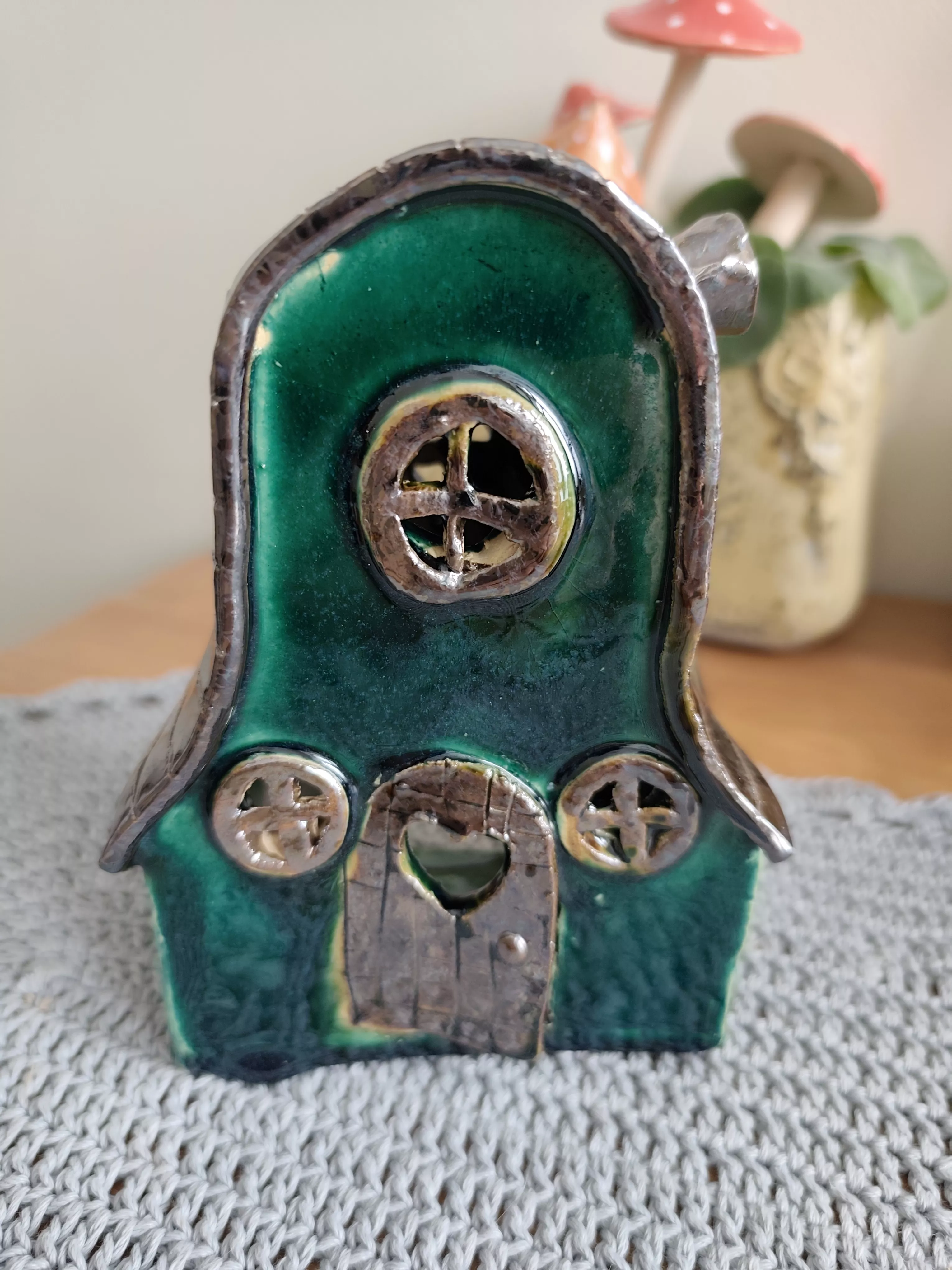 chatka ceramiczna lampion