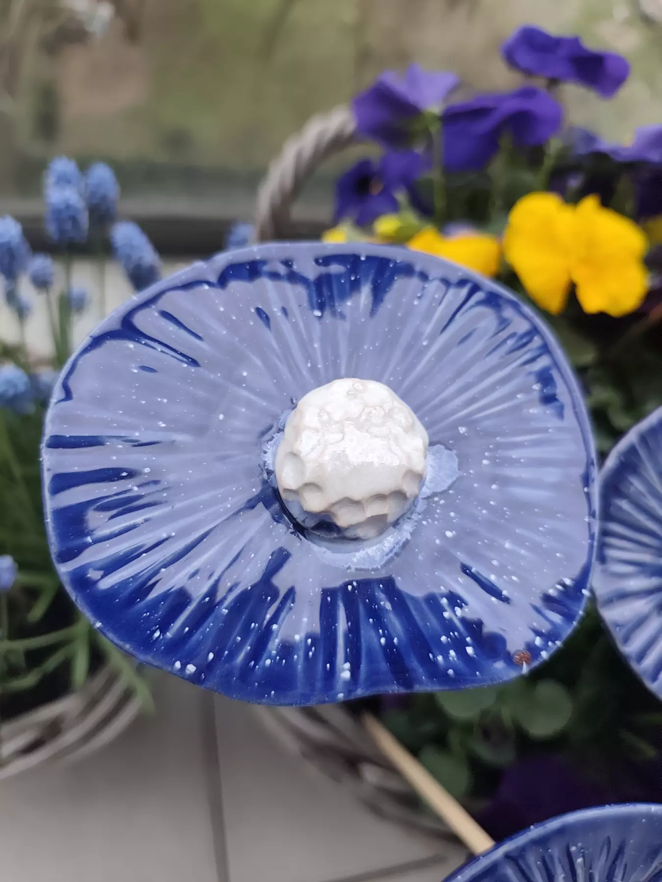 Kwiaty ceramiczne 3szt na drewnianych kijkach